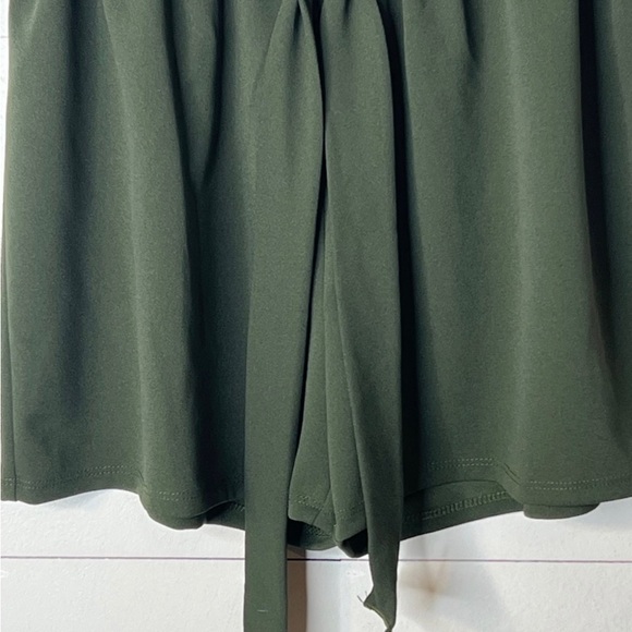 AUTUMN SUNSET GREEN PULL ON SHORTS SZ M NWT - Picture 3 of 7